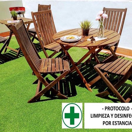 Large Apartment With Large And Sunny Terrace - Garden & Outdoor Gym , Alicante Center エクステリア 写真
