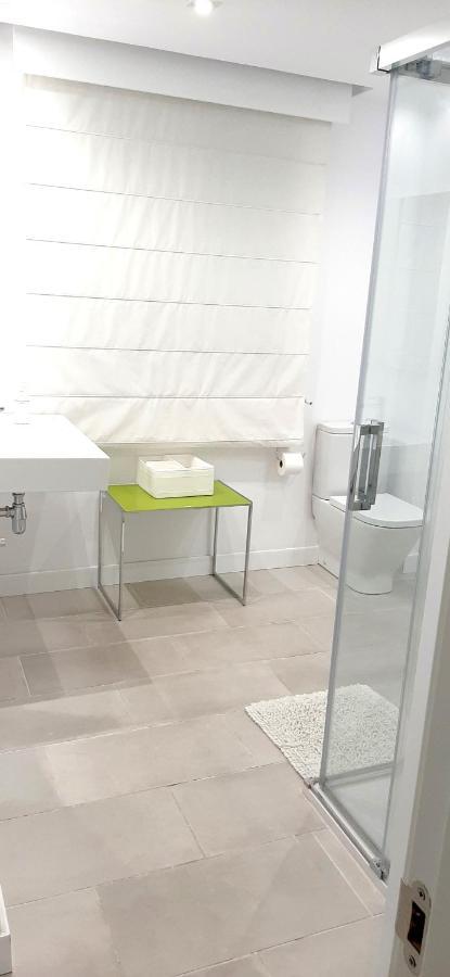 Large Apartment With Large And Sunny Terrace - Garden & Outdoor Gym , Alicante Center エクステリア 写真