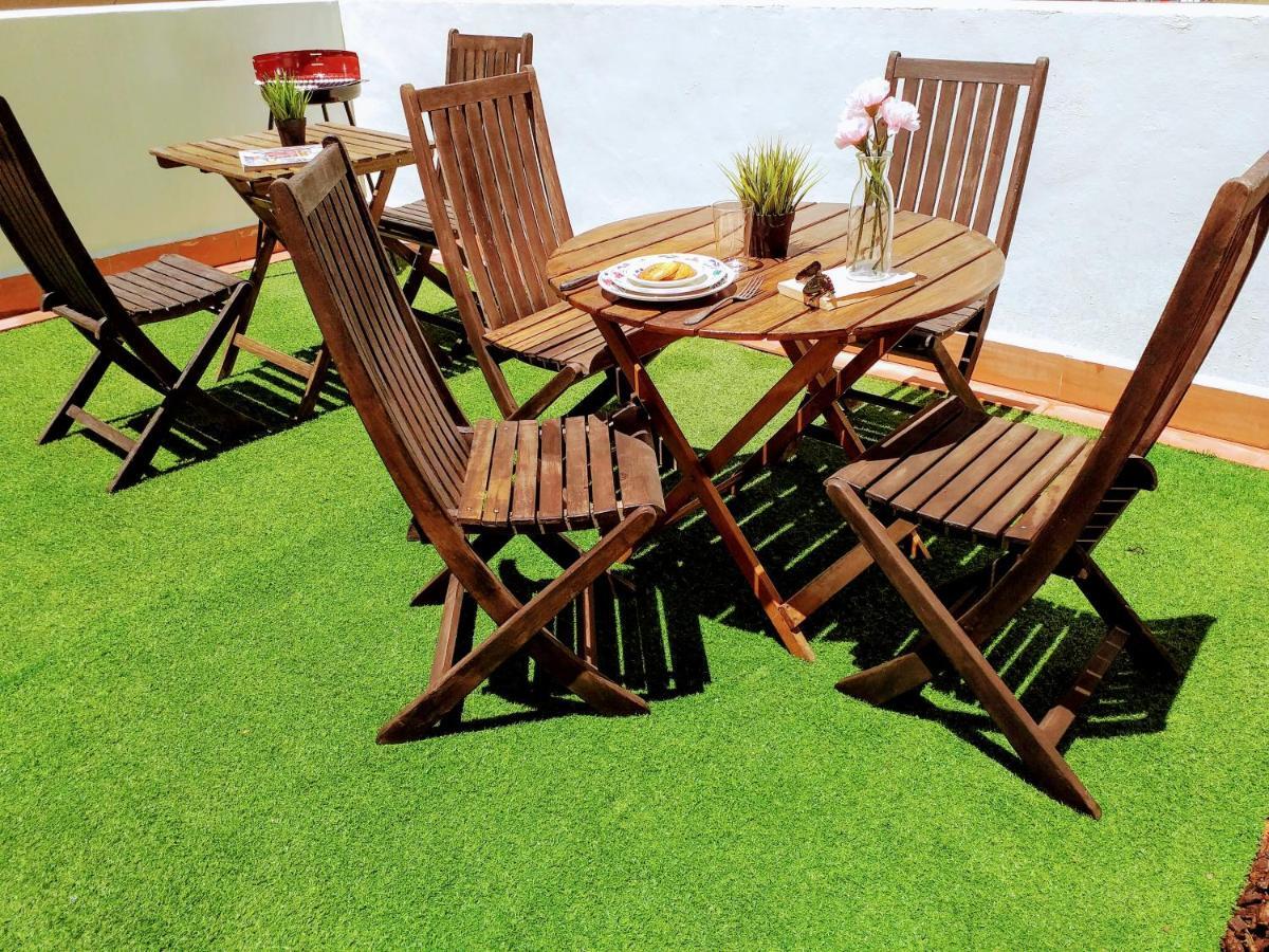 Large Apartment With Large And Sunny Terrace - Garden & Outdoor Gym , Alicante Center エクステリア 写真